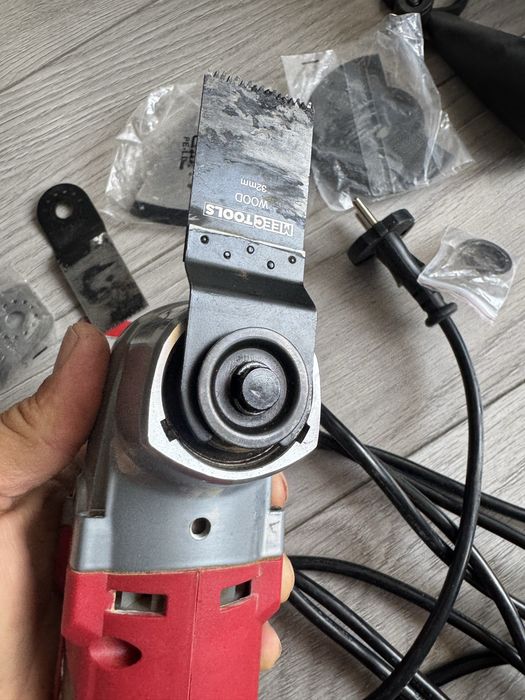 Multifunctionala Mectools cu accesorii