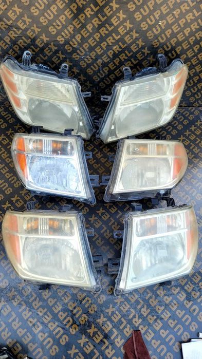 Фары Nissan Pathfinder  R51