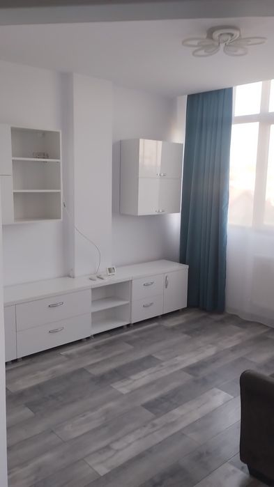 Închiriez apartament 2 camere