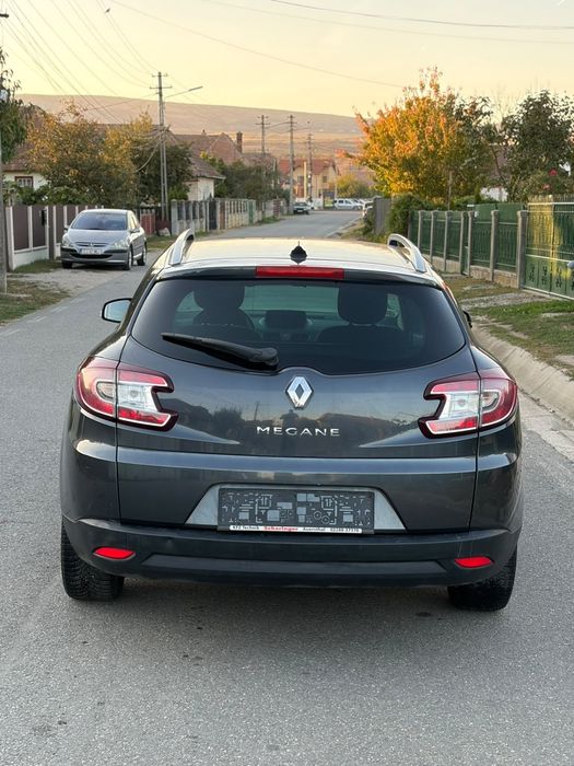 RENAULT Megane 2011 — imagine 4