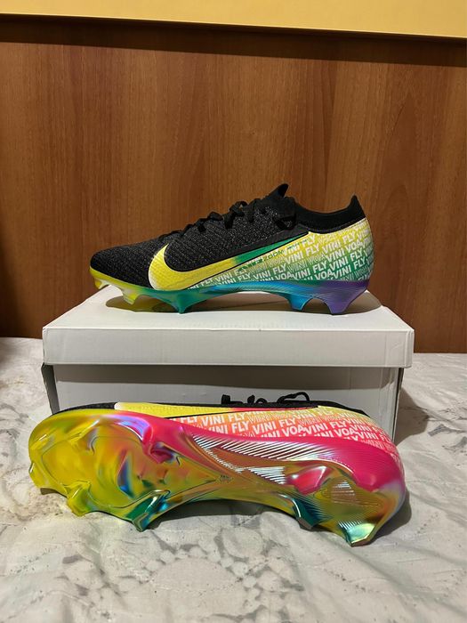 Чисто нови NIKE Mercurial Vini jr
