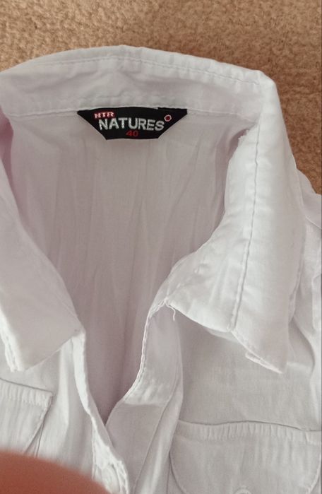 бяла дамска риза