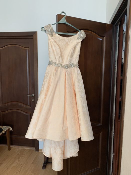 Красивые вечерние платья