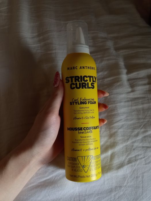 Продукти за къдрава коса и олио Nuxe