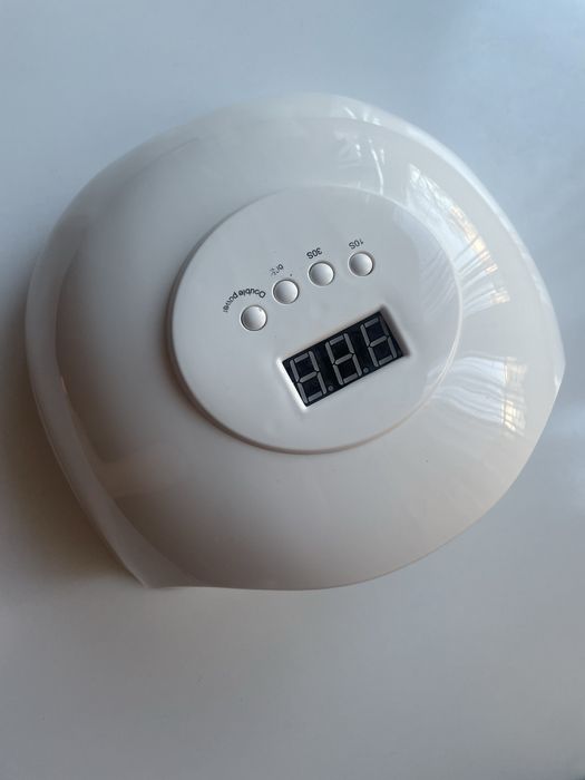 Uv/LED лампа за маникюр