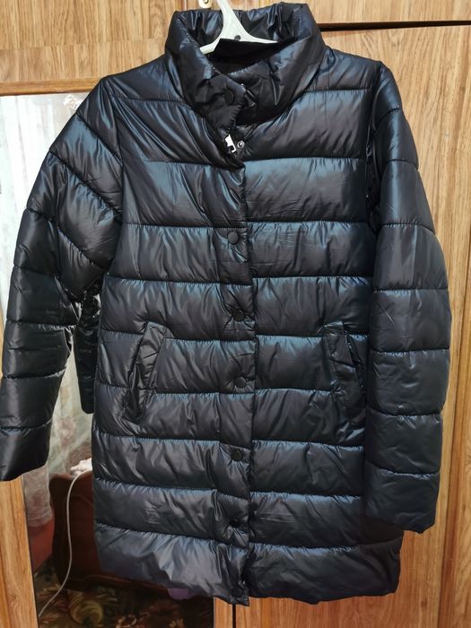 Осенняя  чёрная куртка