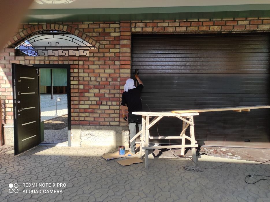 Покраска ворот. железных дверей. МДФ двери АКФА окна-двери всео што ...