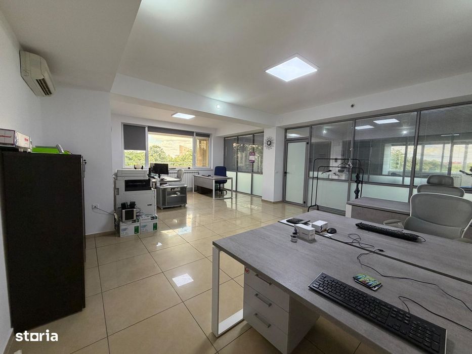 Spatiu comercial Birouri 208 mp + Terasa 196 mp