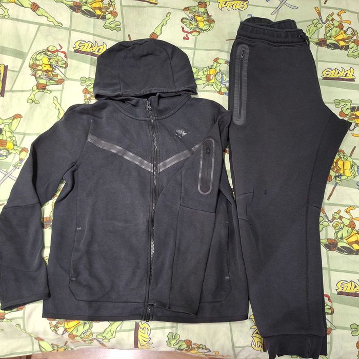 Ангуг Nike 158-170, Under Armour XS