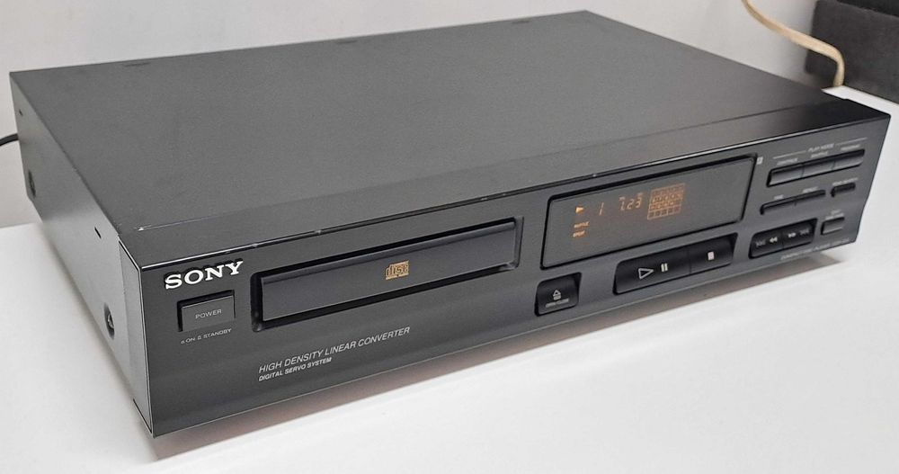 Sony CDP-313 CD High Density Linear Converter Made in France pt Amplificator