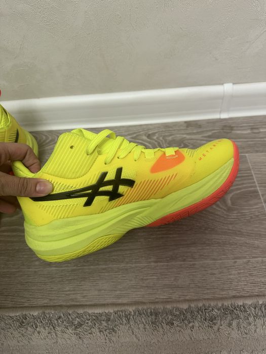 Кроссовки для воллейбола