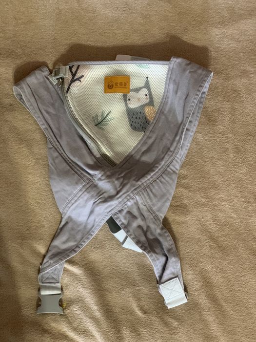 Продам весенний комбинезон и вещи на девочку