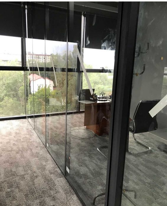 Перегородки из алюминия и ПВХ