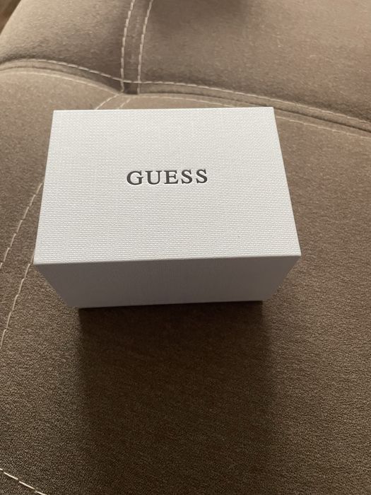 Se vinde ceas GUCCI original, achiziționat din magazin autorizat