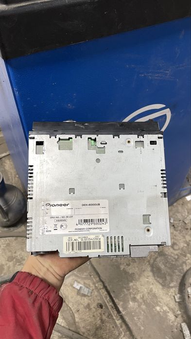 Мафон Pioneer DEH-4000UB