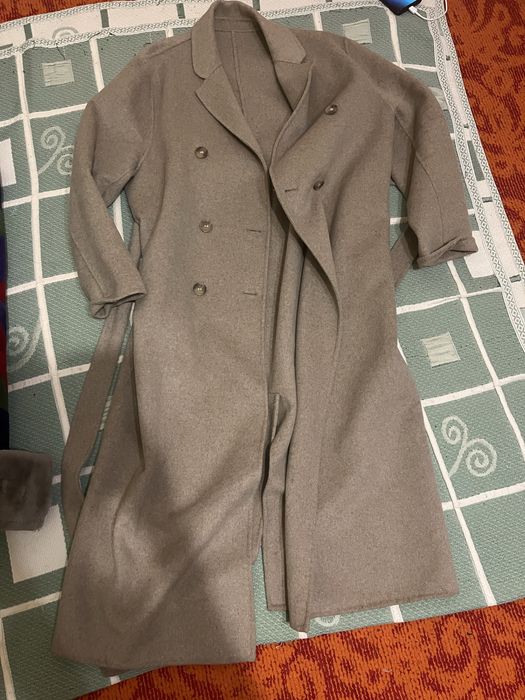 Продается женская верхняя одежда