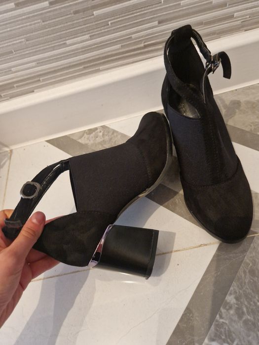 Черные туфли б/у