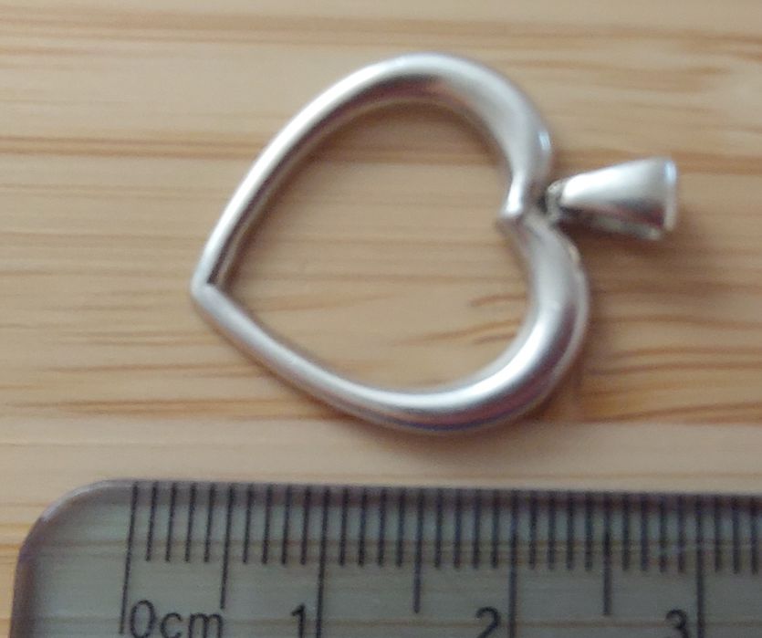 Сребърна висулка сърце