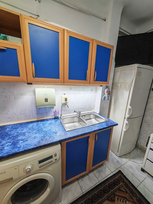 Vand urgent apartament 2 camere decomandat complet mobilat si utilat