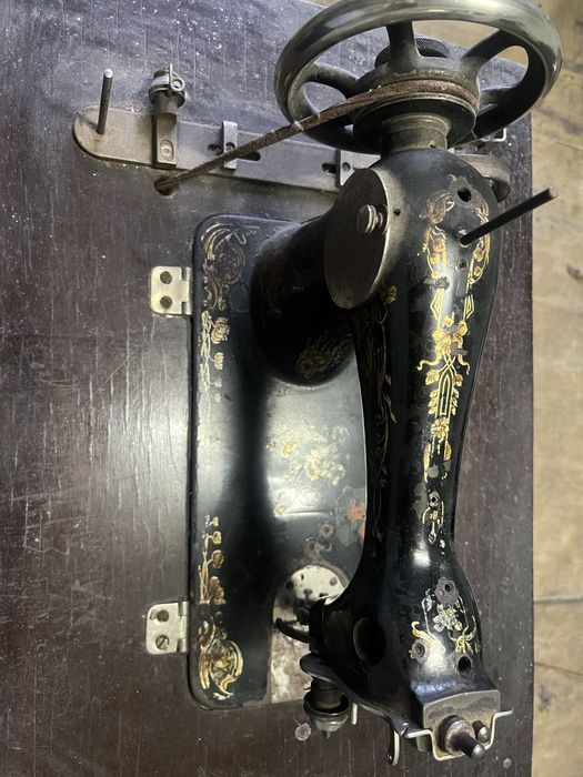 Masina de cosut veche