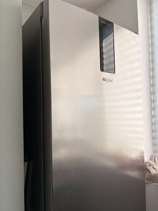 Хладилник Whirlpool W7 inox