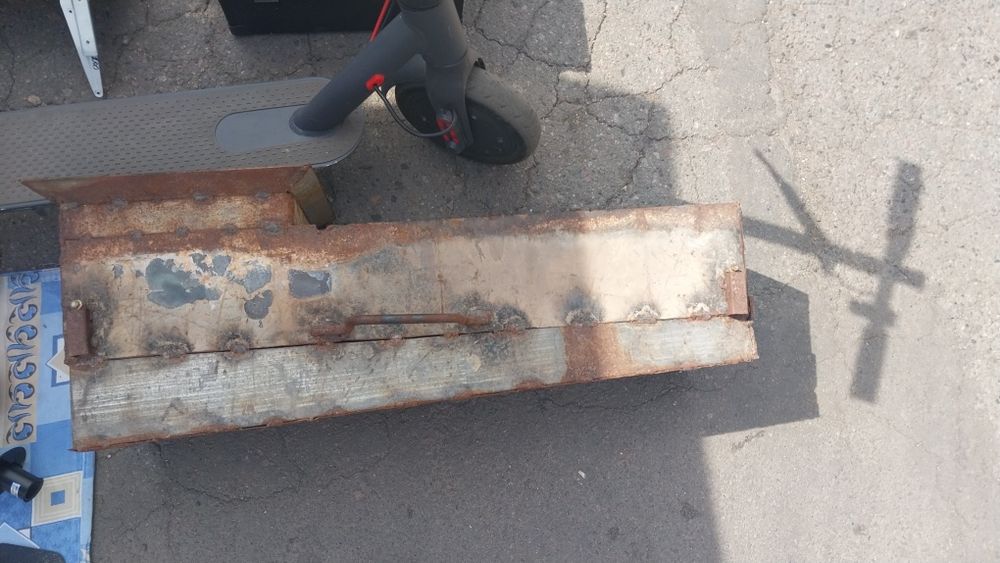 Мангал с ручкой за 10 тысяч
