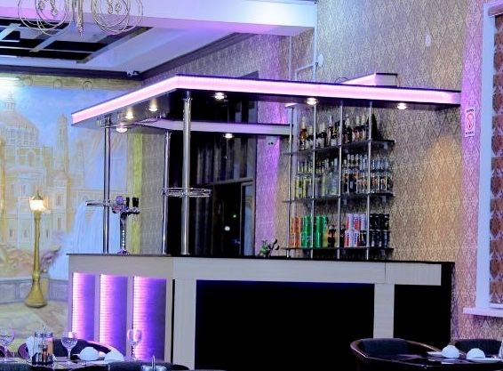 Барная стойка, ресепшн, мебель для бара