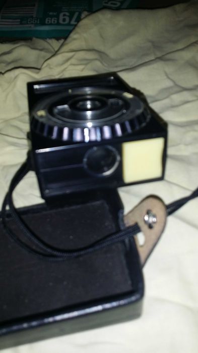 Продавам фотоапарат СМЯНА2 и светломер