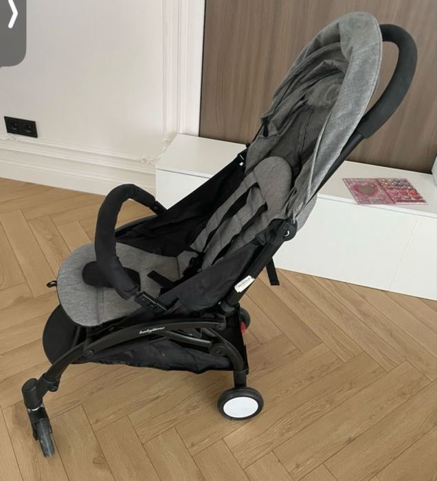Продам прогулочную коляску babytime