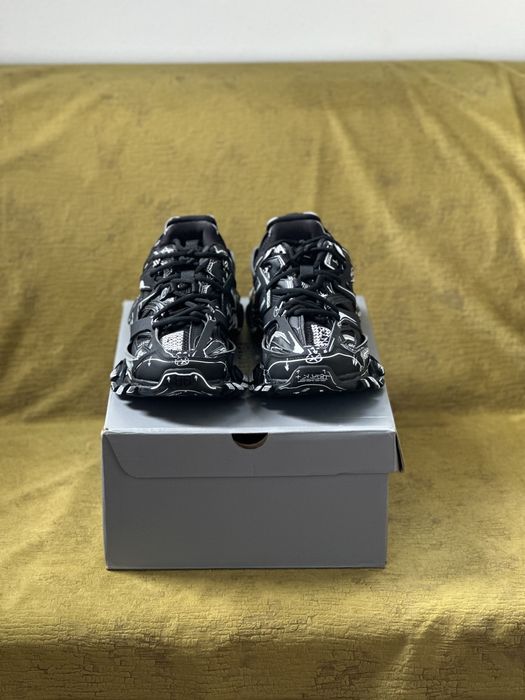 Balenciaga Track 41