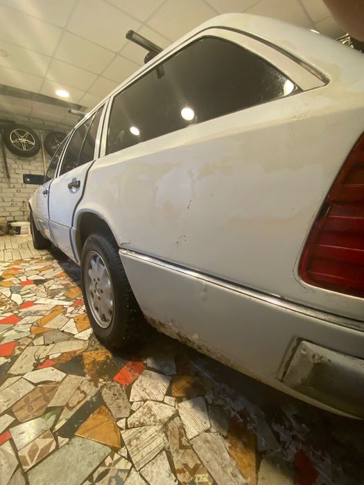 Продам мерседес 124т мотор 111