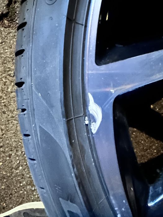 Jante R19 golf 7,5 cu anvelope PZero