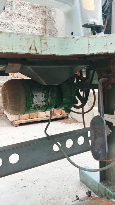 Швейная машинка промышленная старого образца запчасти мотор станина