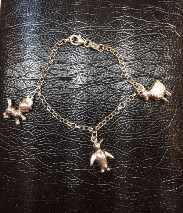 Сребърни лъжички и бижутерия