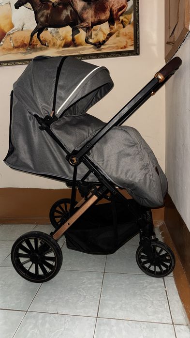 Продам коляскууууу