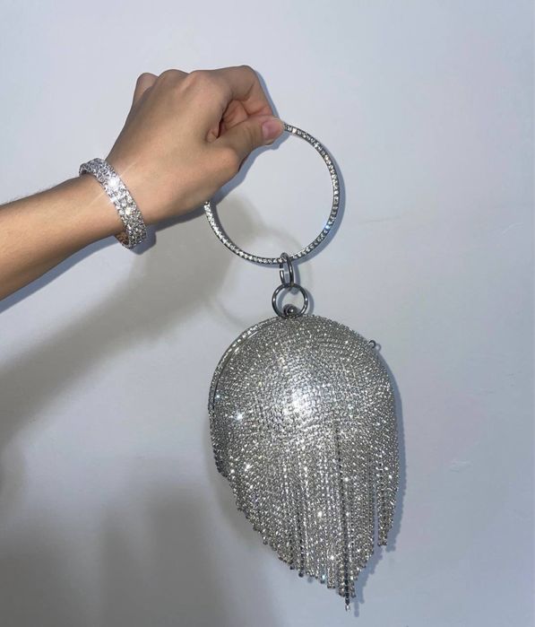 Аксессуары. Сумки/Сережки