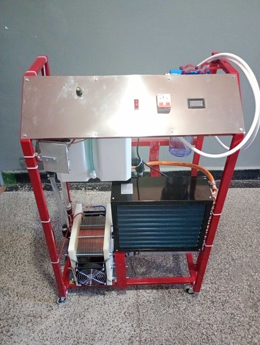 Апарат за водородно почистване на двигател