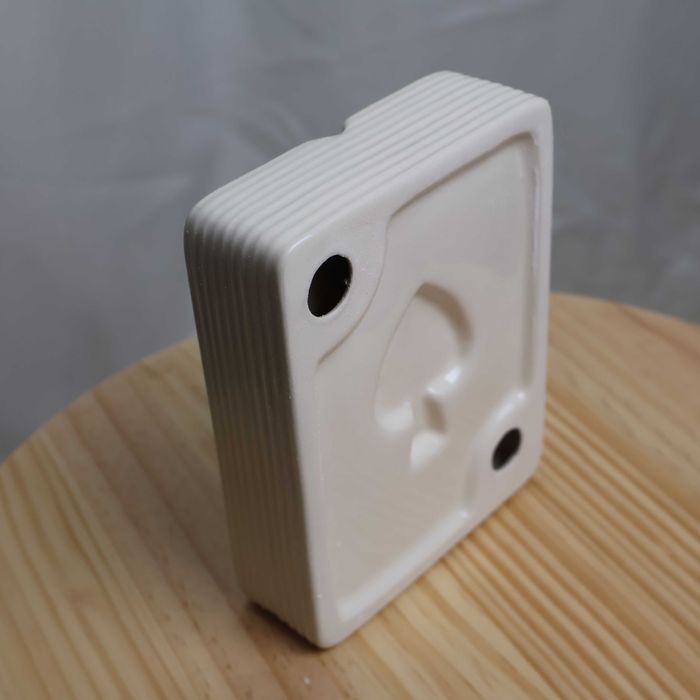 Scrumieră ceramică  As – Nouă