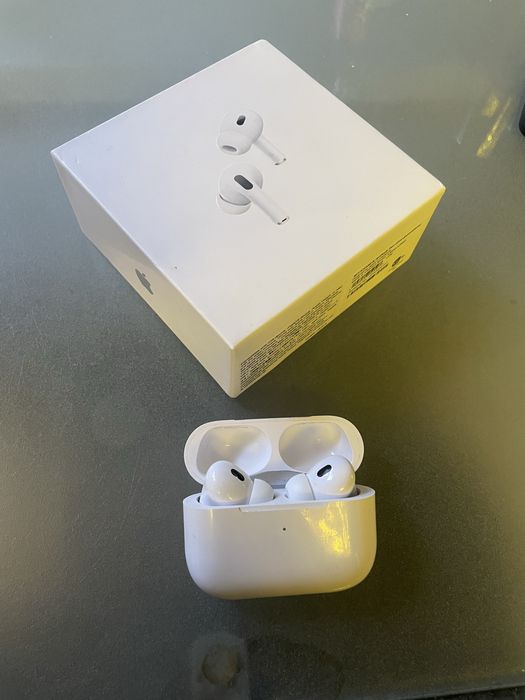AirPods pro 2.