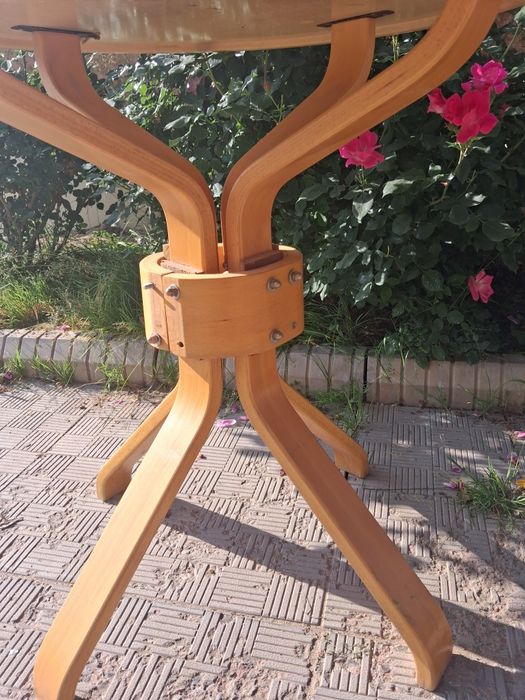 Столик оригинальный