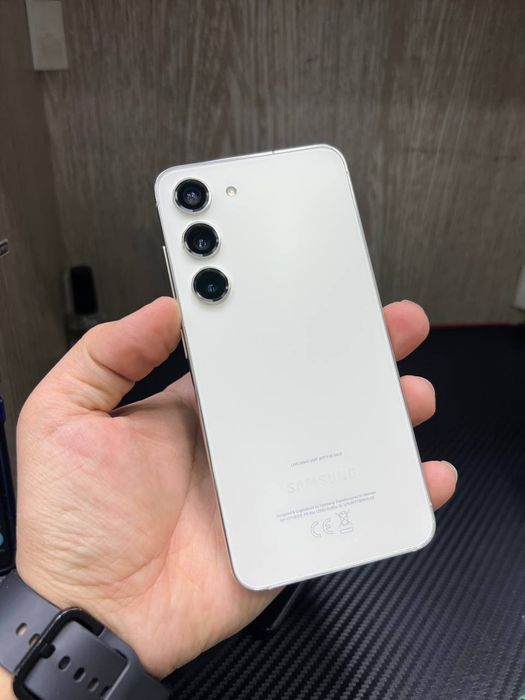 Samsung s23 8/256Gb ideal