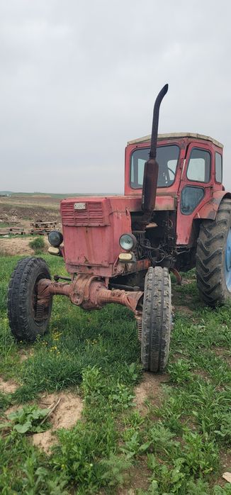 Трактор Т - 40 рабочий холатда