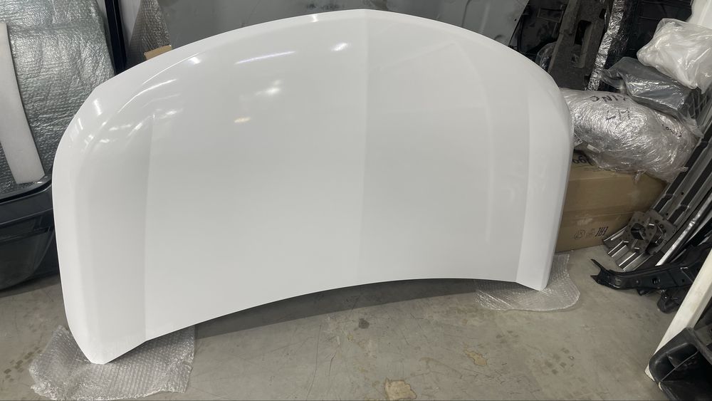 Крашенный капот Кобальт