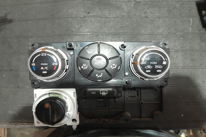 Comanda AC 39510-64J0 39510-64J0 Suzuki Grand Vitara a 2-a generatie