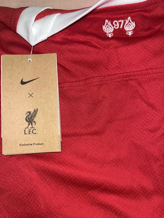 Тениски на Liverpool