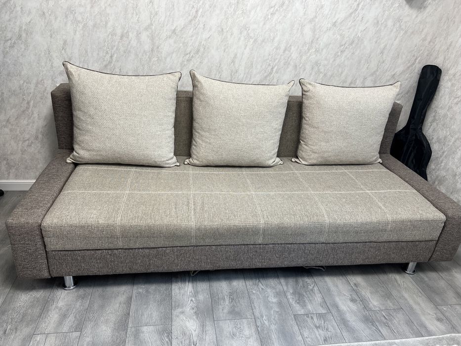 Мягкий мебель диван