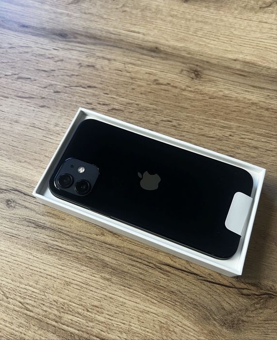 Iphone 12 baterie 100%