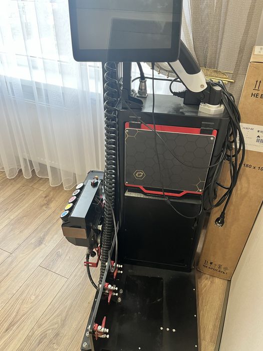 Вертикальный принтер, печать на стенах