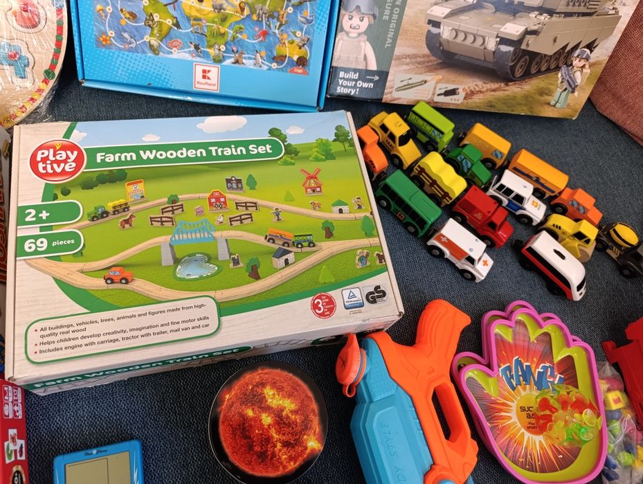 Детски настолни игри и лего