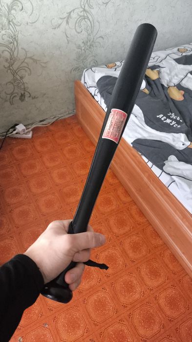 Бита бейсбольная